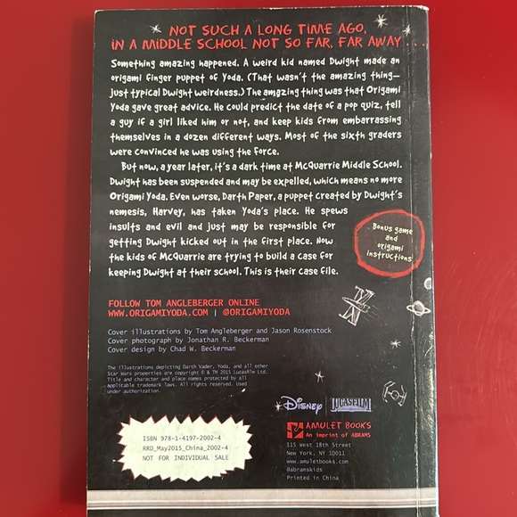 2 Pack: The Strange Case of Origami Yoda / Darth Paper Strikes Back - Picture 17 of 17